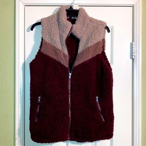 Harper Heritage - Brown Color block - Sleeveless Vest - Size Small- NWT